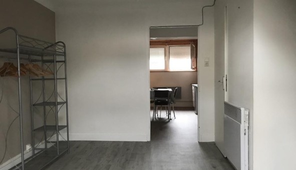 Logement tudiant Studio à Sedan (08200)