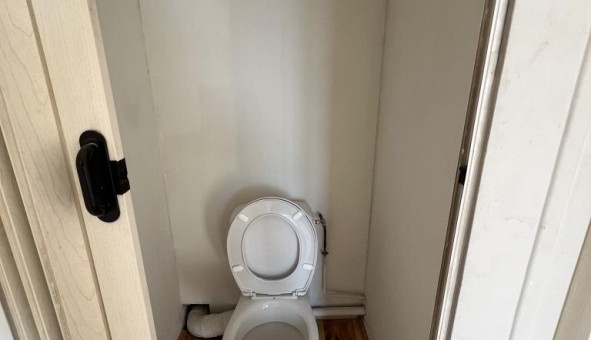 Logement tudiant Studio à Sedan (08200)