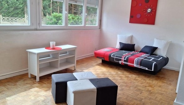 Logement tudiant Studio à Sedan (08200)