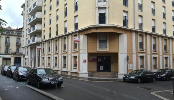 Logement tudiant Studio à Sedan (08200)