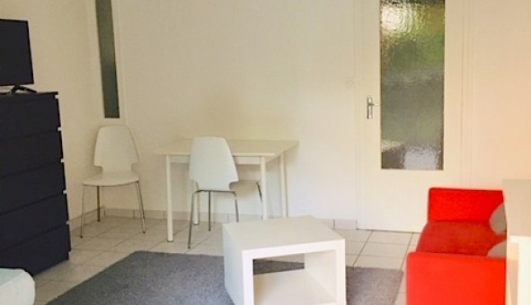 Logement tudiant Studio à Sedan (08200)