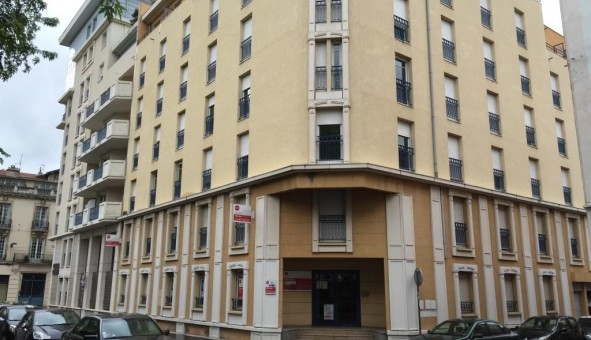Logement tudiant Studio à Sedan (08200)