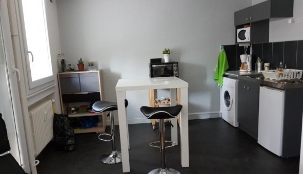 Logement tudiant Studio à Sedan (08200)