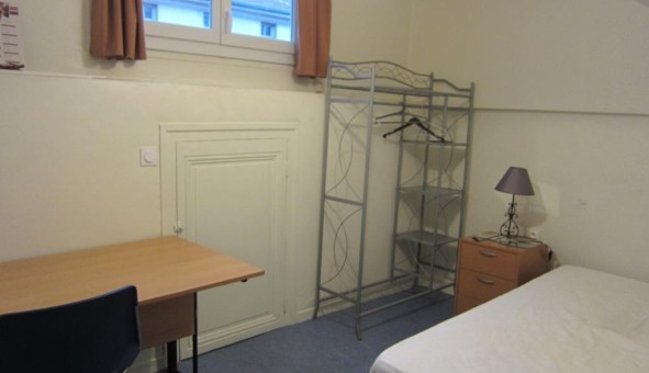 Logement tudiant Location Studio Vide Sedan (08200)