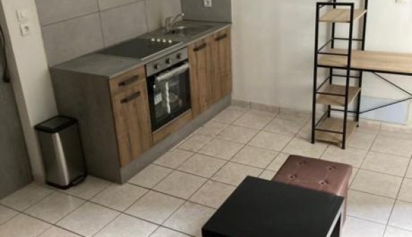 Logement tudiant Studio à Sedan (08200)