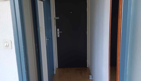 Logement tudiant Studio à Sedan (08200)