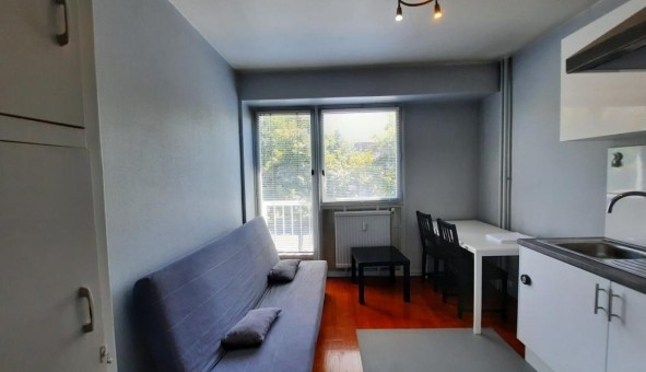 Logement tudiant Studio à Sedan (08200)