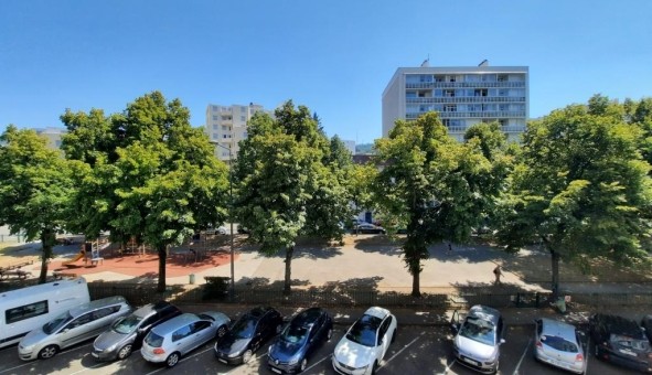 Logement tudiant Studio à Sedan (08200)