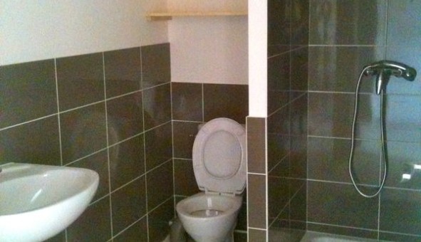 Logement tudiant Studio à Sedan (08200)