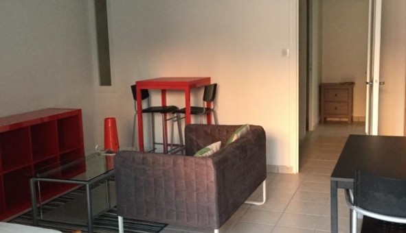 Logement tudiant Location Studio Vide Sedan (08200)