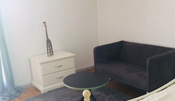 Logement tudiant Location Studio Vide Sedan (08200)
