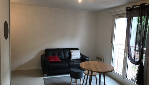 Logement tudiant Studio à Sedan (08200)