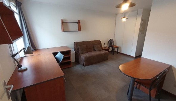 Logement tudiant Location Studio Vide Sedan (08200)