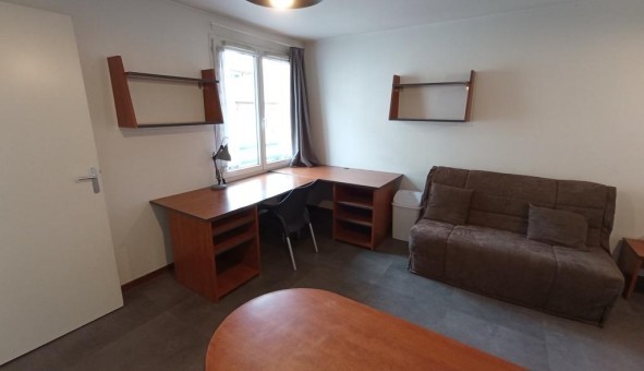 Logement tudiant Studio à Sedan (08200)