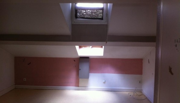 Logement tudiant Studio à Sedan (08200)