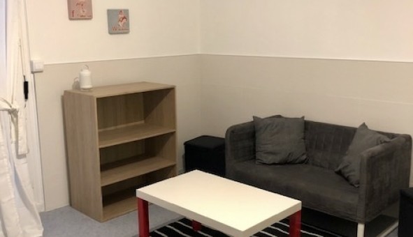Logement tudiant Location Studio Vide Sedan (08200)