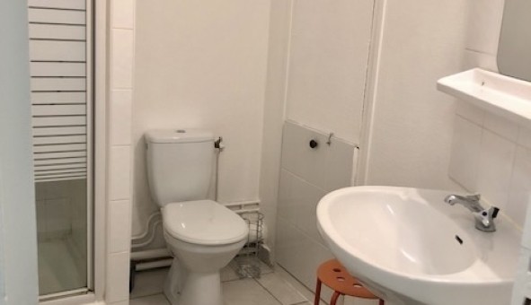 Logement tudiant Studio à Sedan (08200)