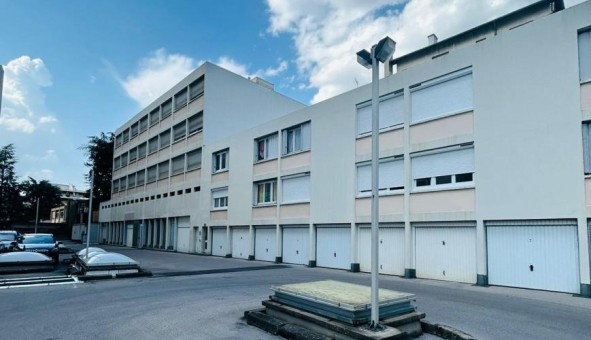 Logement tudiant Studio à Sedan (08200)