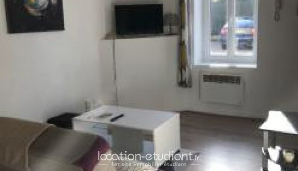Logement tudiant Location Studio Vide Smac (65600)