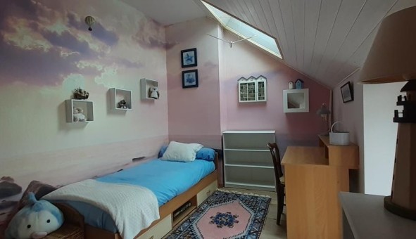 Logement tudiant Studio à Sn (56860)