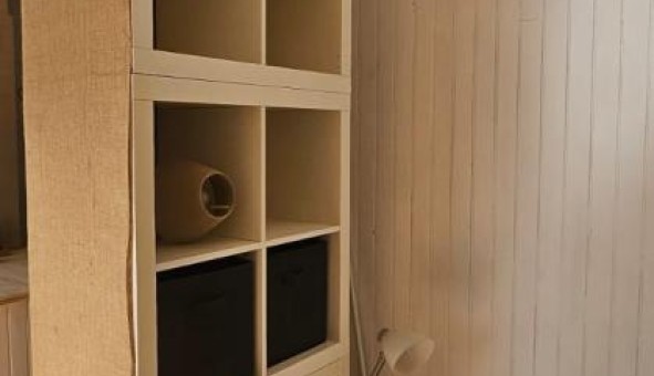 Logement tudiant Studio à Srignan du Comtat (84830)