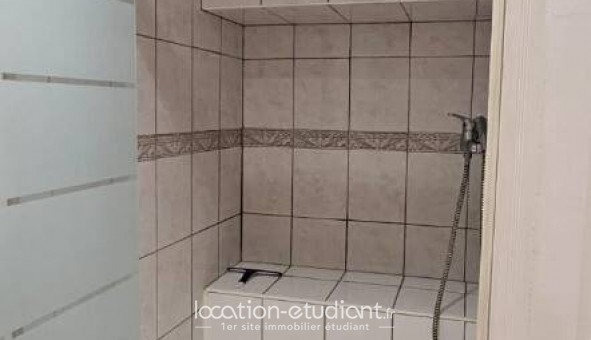 Logement �tudiant Studio &agrave; S�rignan du Comtat (84830)