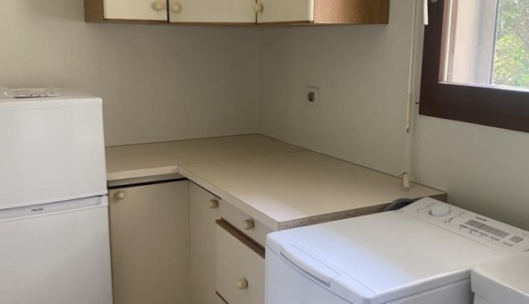 Logement tudiant Studio à Svres (92310)