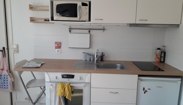 Logement tudiant Studio à Svres (92310)
