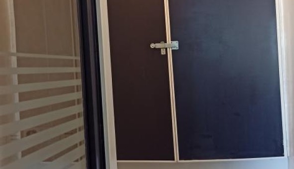Logement étudiant Studio à Six Fours les Plages (83140)