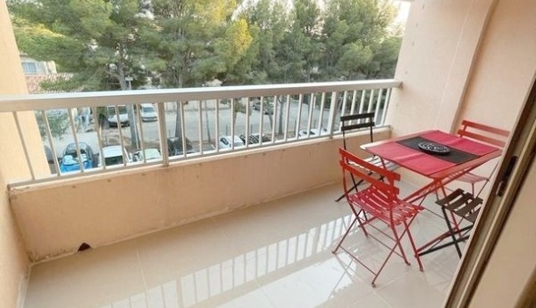Logement tudiant Studio à Six Fours les Plages (83140)
