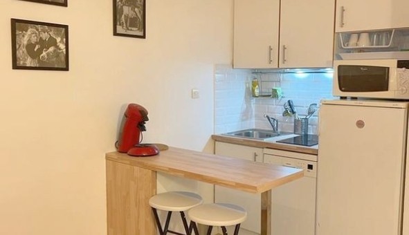 Logement tudiant Studio à Six Fours les Plages (83140)