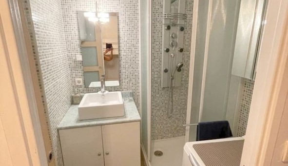Logement tudiant Studio à Six Fours les Plages (83140)