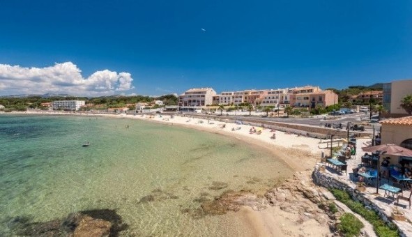 Logement tudiant Studio à Six Fours les Plages (83140)