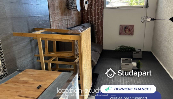 Logement tudiant Studio à Six Fours les Plages (83140)