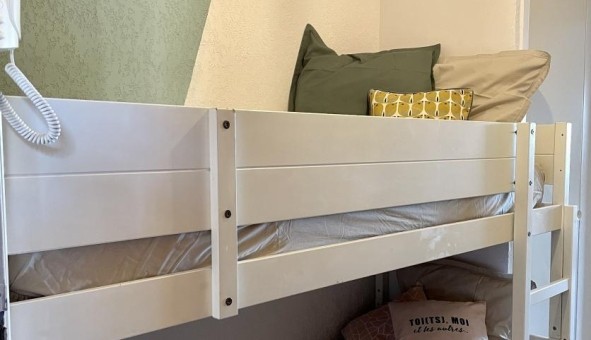 Logement tudiant Studio à Six Fours les Plages (83140)