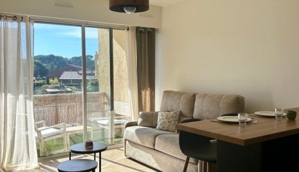 Logement �tudiant Location Studio Vide Six Fours les Plages (83140)