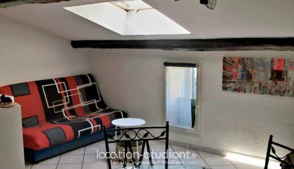 Logement tudiant Location Studio Meublé Sollis Pont (83210)