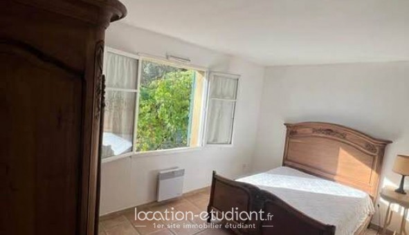 Logement tudiant Studio à Sollis Ville (83210)
