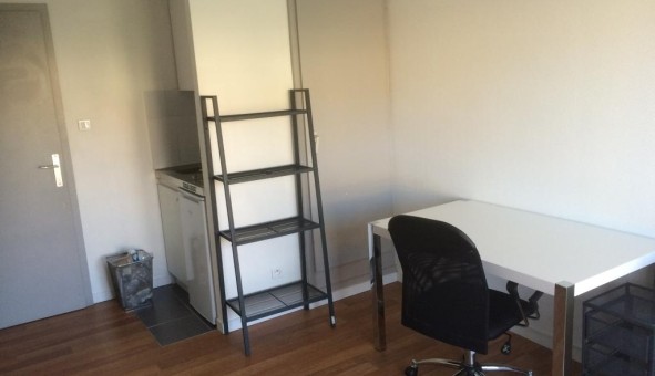 Logement tudiant Location Studio Vide Strasbourg (67000)