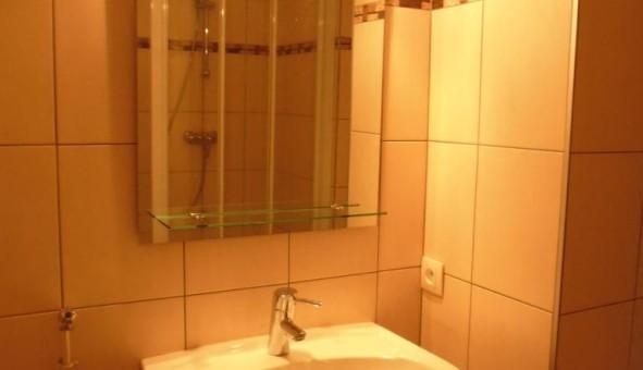 Logement tudiant Location Studio Vide Strasbourg (67000)