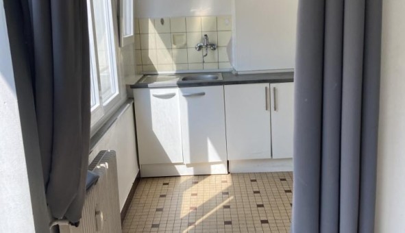 Logement tudiant Location Studio Vide Strasbourg (67000)