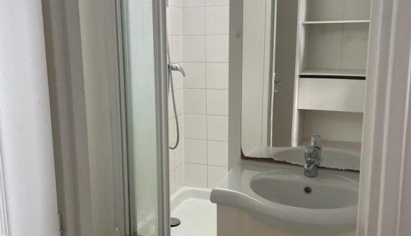 Logement �tudiant Studio &agrave; Sucy en Brie (94880)