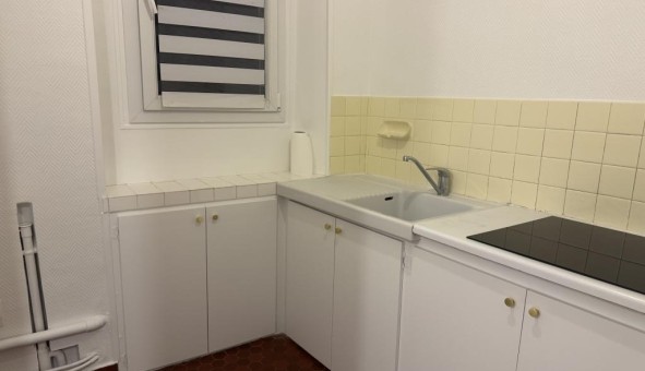 Logement �tudiant Studio &agrave; Sucy en Brie (94880)