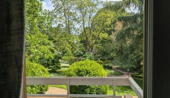 Logement tudiant Studio à Suresnes (92150)