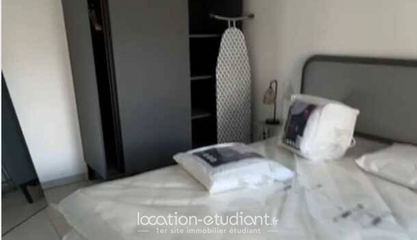 Logement tudiant Studio à Suresnes (92150)