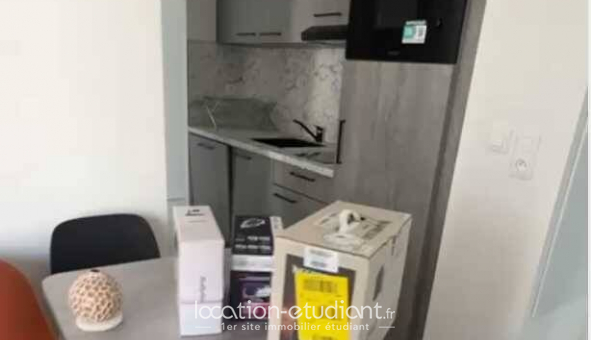 Logement tudiant Studio à Suresnes (92150)