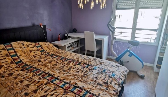 Logement tudiant Studio à Suresnes (92150)