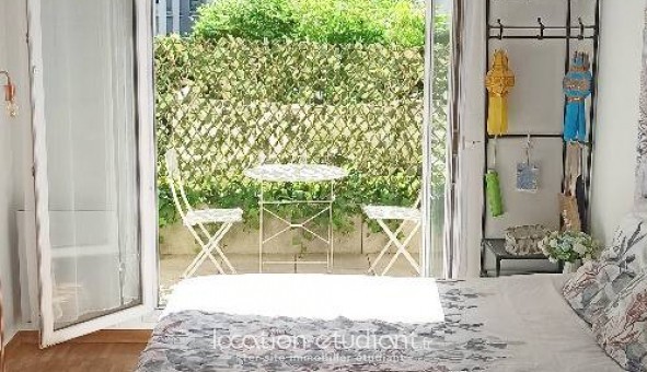 Logement tudiant Studio à Suresnes (92150)