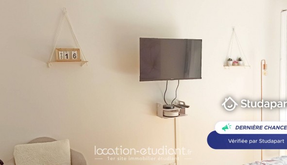 Logement tudiant Studio à Suresnes (92150)