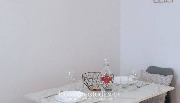 Logement tudiant Studio à Suresnes (92150)